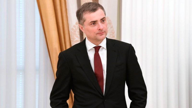 «Пусть избирается в бундестаг». Сурков назвал Навального «неприемлемым» для российской политики
