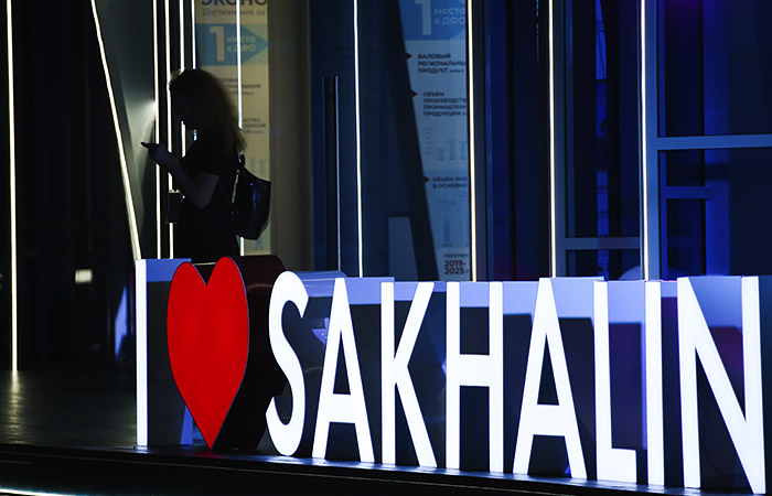 Сахалин стал четвертым регионом РФ, объявившим обязательную вакцинацию