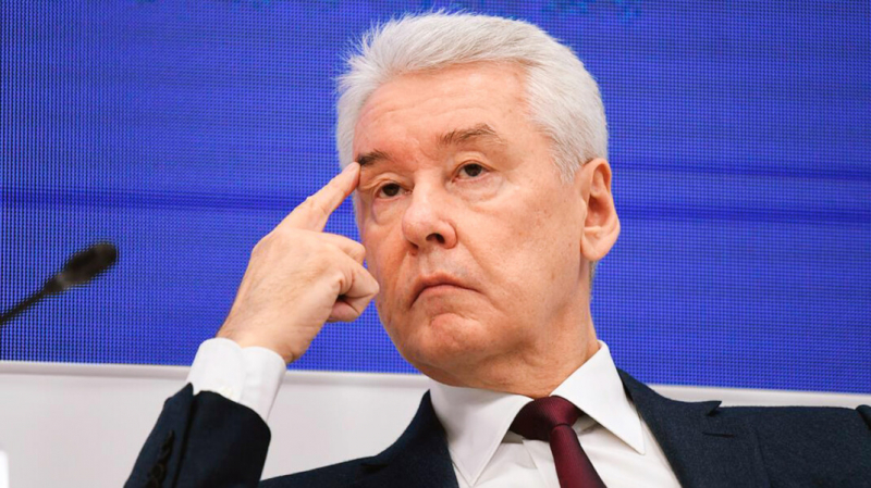 Собянин: &laquo;кардинально&raquo; решить ситуацию с коронавирусом смогут только быстрая вакцинация или локдаун