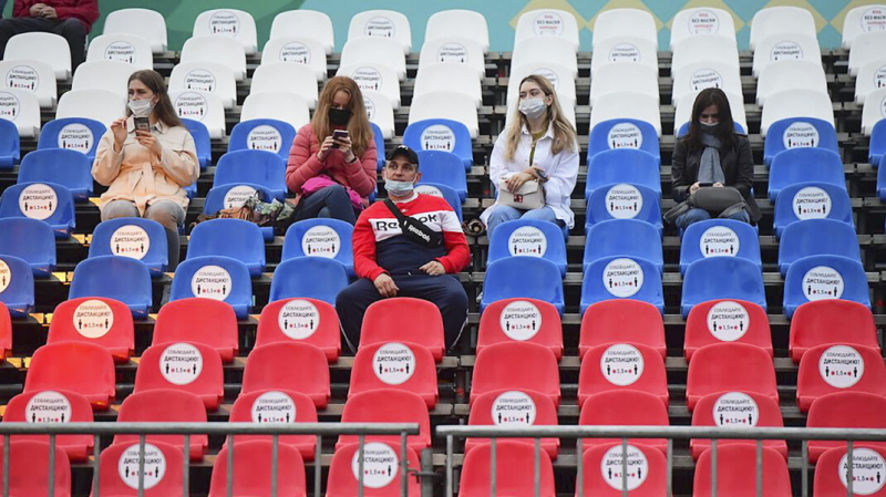 Собянин ограничил численность массовых мероприятий и объявил о запуске &laquo;бесковидных ресторанов&raquo;