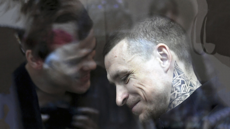 Суд взыскал с футболистов Кокорина и Мамаева по 50 000 рублей в пользу избитого водителя