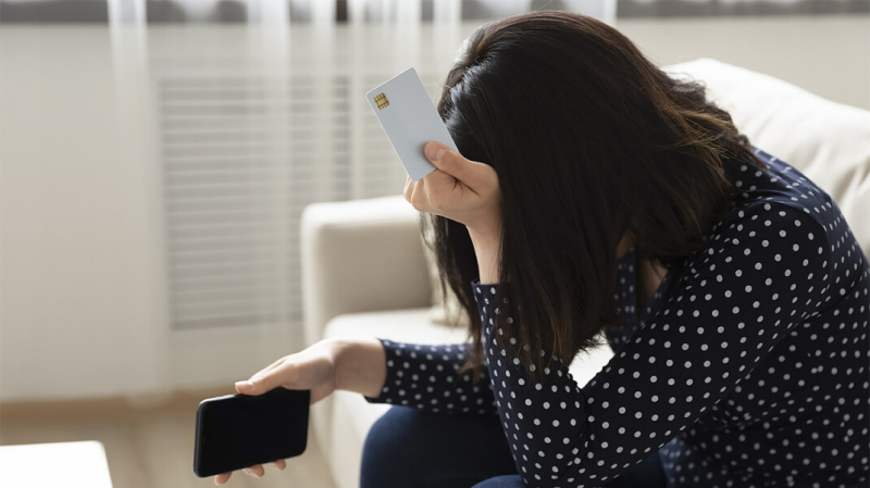 Телефонные мошенники каждый месяц крадут более 3 млрд рублей со счетов россиян