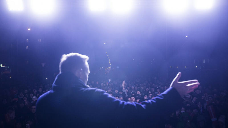 Телеканал &laquo;Дождь&raquo; исключили из кремлёвского пула журналистов из-за освещения акций за Навального