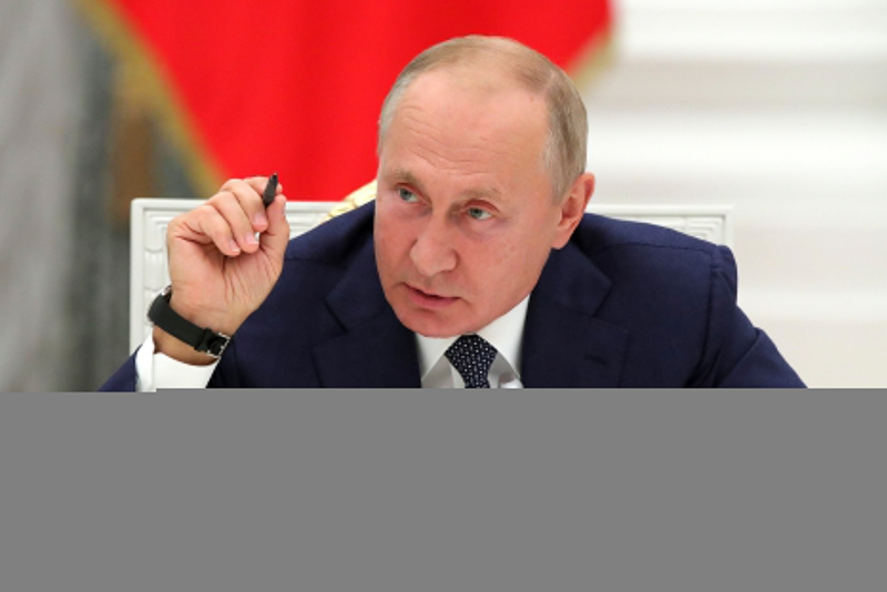 "У Путина пустой карман в смысле политических предложений". Дмитрий Орешкин об интонациях президента РФ накануне встречи с Байденом