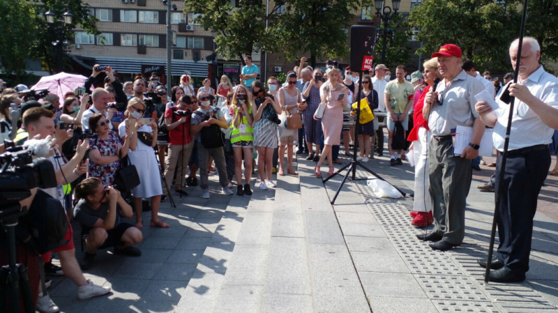 В Москве задержаны участники акции КПРФ против обязательной вакцинации от коронавируса