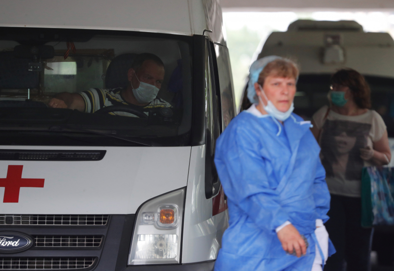 "Вакцинирование нужно, чтобы это не повторилось осенью". Доцент МГУ Михаил Тамм &ndash; о вспышке коронавируса в России &nbsp;