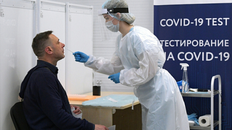 Власти Москвы заявили о готовности рестораторов компенсировать посетителям затраты на ПЦР-тесты