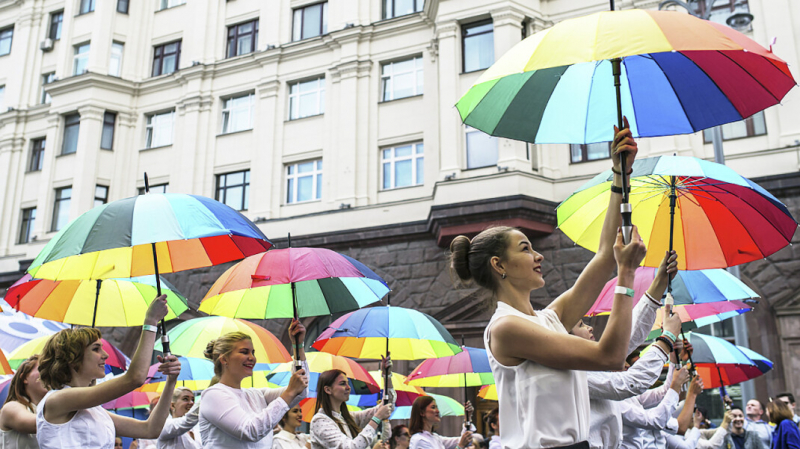 Власти Подмосковья на месяц отменили массовые мероприятия из-за пандемии