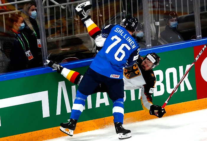 Второй раз подряд в финале ЧМ сыграют Канада и Финляндия - Чемпионат Мира по хоккею 2021
