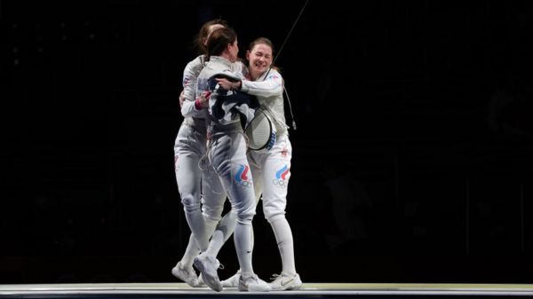 Олимпиада в Токио, день 6: историческое серебро россиянок в гребле, рапиристки в финале