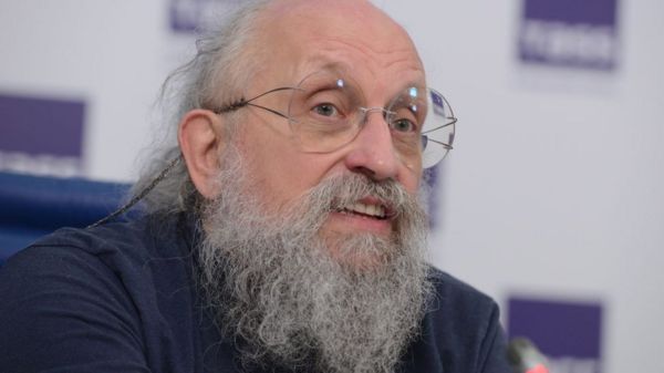 "Яблоко" отказалось выдвинуть в Думу соратников Навального