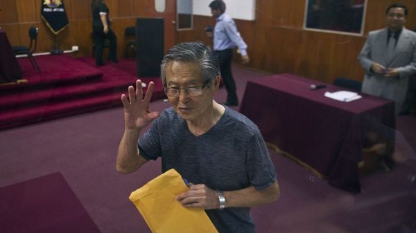 "Первый бедный президент". Лидером Перу избран самый левый политик в истории страны