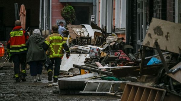 Наводнение в Западной Европе: 150 погибших, больше тысячи пропали без вести, спасатели ищут выживших