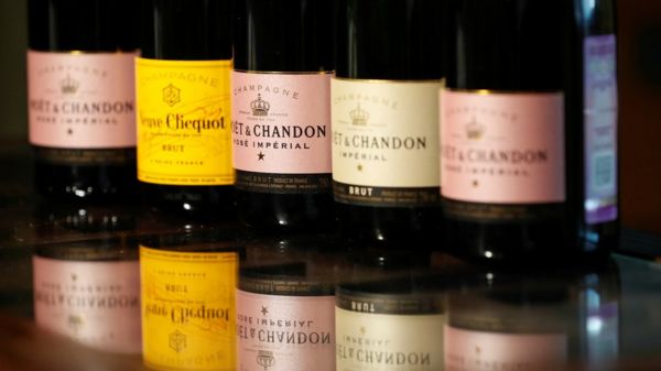 Дайджест: Италия ждет соперника в финале Евро-2020, вакцинированным не нужны тесты при возвращении в Россию