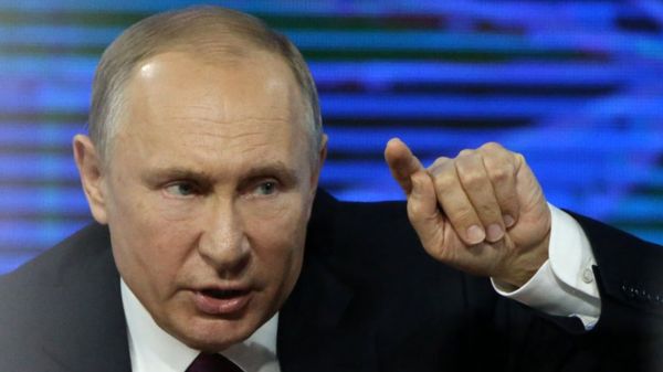 Опрос: 41% украинцев считают себя единым народом с россиянами, 55% с этим не согласны