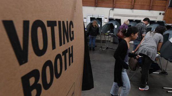 Техасские политики-демократы бежали в Вашингтон. Республиканцы грозят им арестом