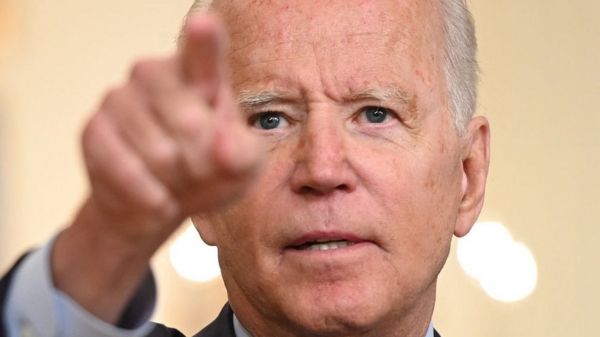 Коронавирус в мире: новая вспышка в Китае; Бразилия отменяет контракт на "Спутник"