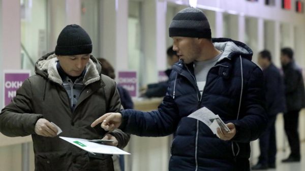 В России предложили отменить разрешения на временное проживание - первую ступень для получения гражданства