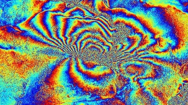 "Космический поезд" заснял с орбиты извержение исландского вулкана