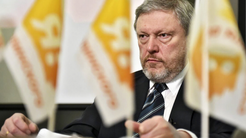 Член &laquo;Яблока&raquo; потребовал исключить Явлинского из партии из-за его слов о Навальном