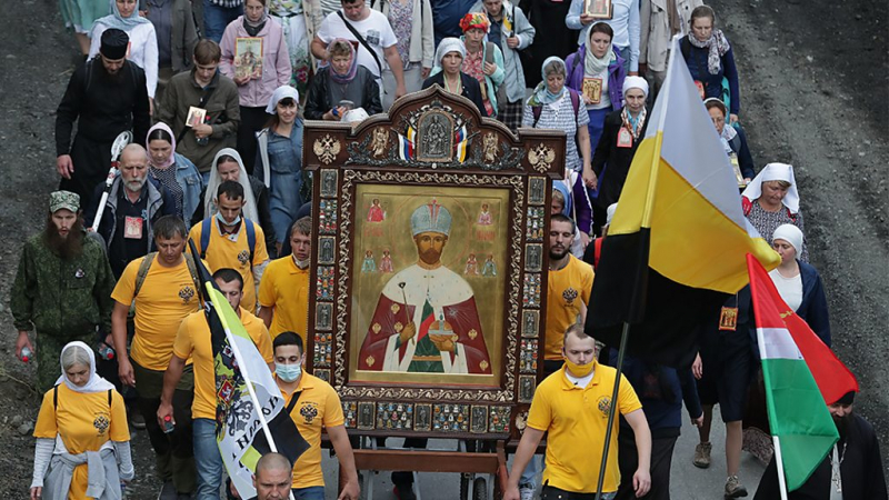 Дайджест: Джефф Безос отправляется в космос, принц Гарри пишет книгу мемуаров