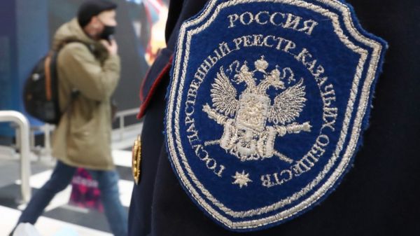 Чайка: Путин поддержал создание казачьих подразделений в Росгвардии