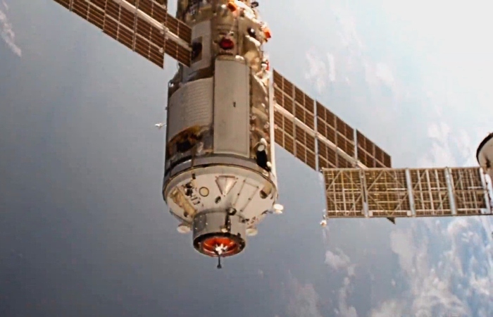 Давление в отсеке МКС с трещинами снизилось в три раза за две недели