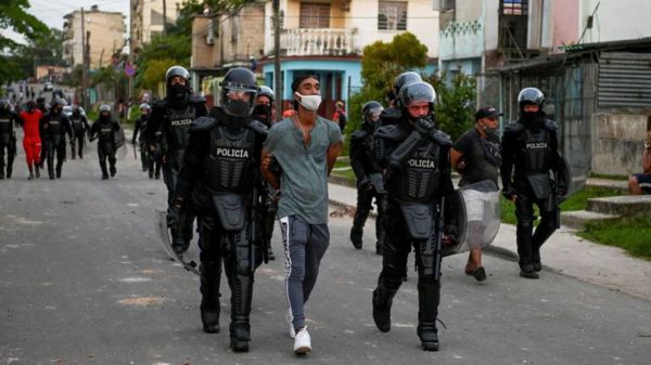 Дайджест: скандал с расизмом в Англии; что США делать с Кубой и Гаити?