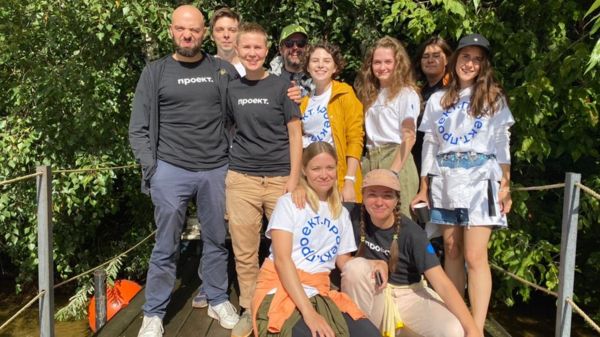 "Проект" - нежелательная организация, его журналисты - "иноагенты". Что им теперь грозит?