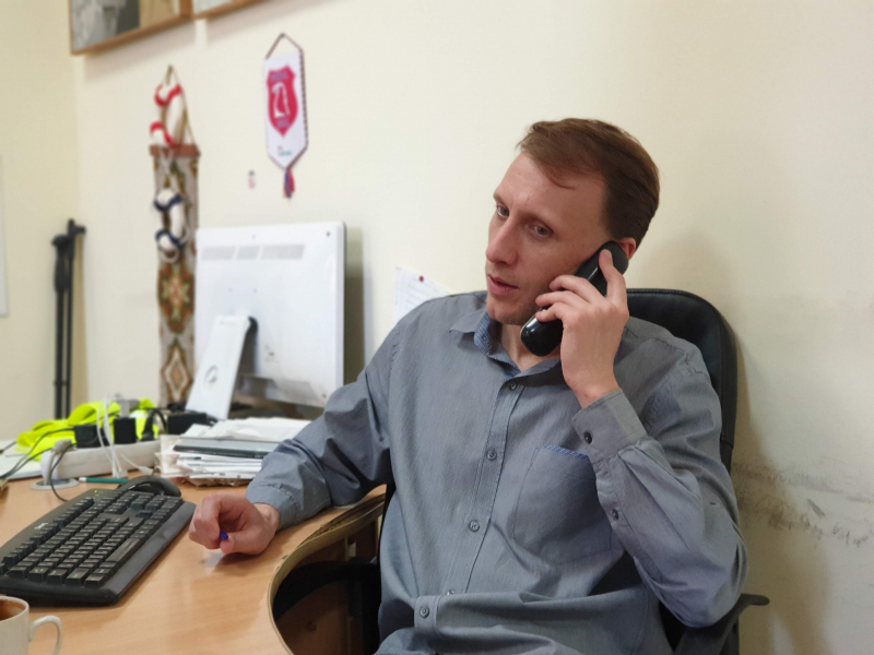 Главреда "Псковской губернии" вызвали в МВД: на него написали заявление о даче взятки за денежные переводы трем единороссам