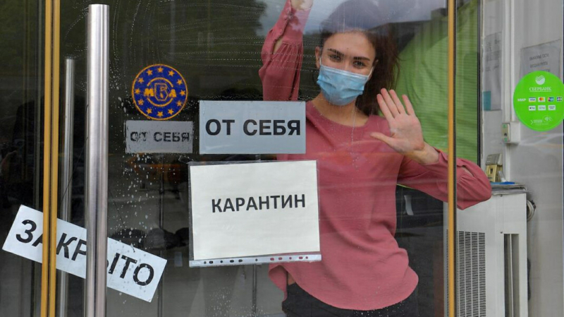 &laquo;Играют с общественным мнением&raquo;. Власти Москвы усомнились в потере бизнесом 80% выручки из-за QR-кодов