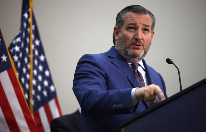 Круз будет добиваться введения санкций против "Северного потока 2"