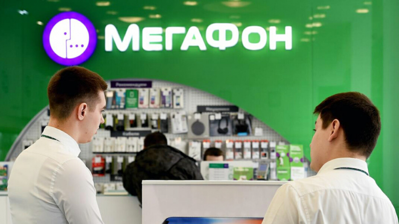 «Мегафон» пригрозил отстранить от работы непривитых сотрудников. Даже если у них есть медотвод