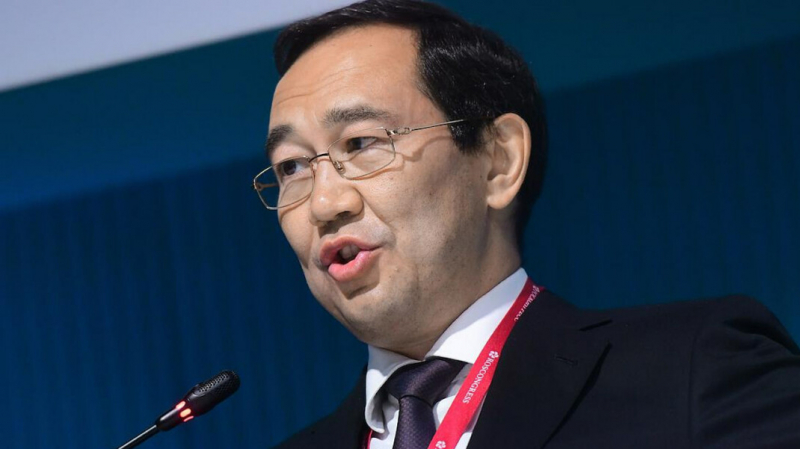 «Не представляю, что он может сделать». Глава Якутии объяснил отказ от помощи Ди Каприо с лесными пожарами