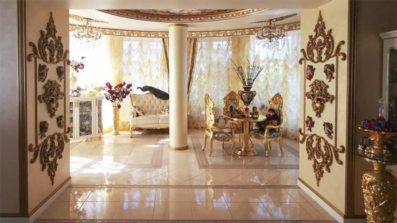 &laquo;Очень отдаёт девяностыми&raquo;. Архитектор назвал &laquo;провинциальной пошлостью&raquo; дом главы ГИБДД Ставрополья