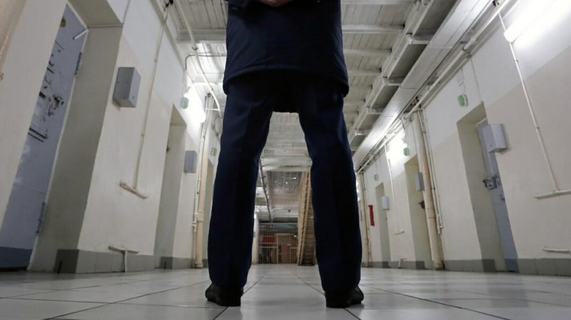 Правозащитник: крики в петербургском СИЗО были связаны с избиениями арестантов, а не финалом Евро