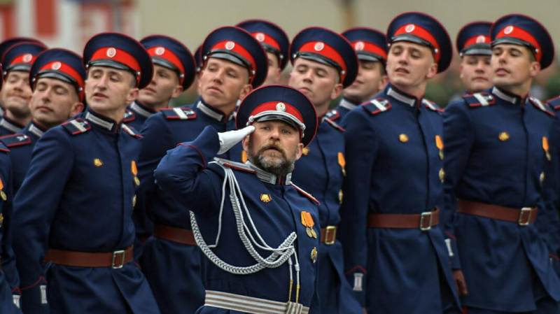 Путин поддержал идею экс-генпрокурора создать в Росгвардии казачьи батальоны