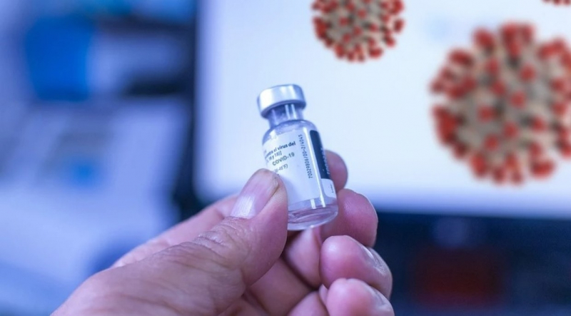 Российский ученый объяснил случаи многократного заболевания COVID-19