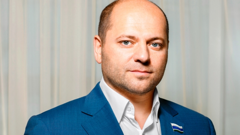 «Так и пишите, 0 рублей». Депутат-единоросс отчитался о нулевом доходе за 2020 год