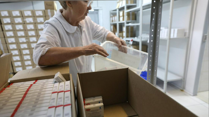 В Москве закончились две из трёх доступных вакцин от COVID-19. Остался только &laquo;Спутник V&raquo;