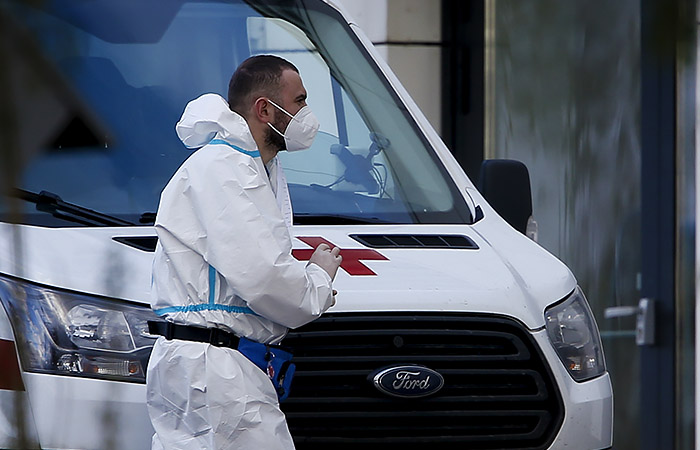 В России установлен очередной антирекорд суточной COVID-смертности