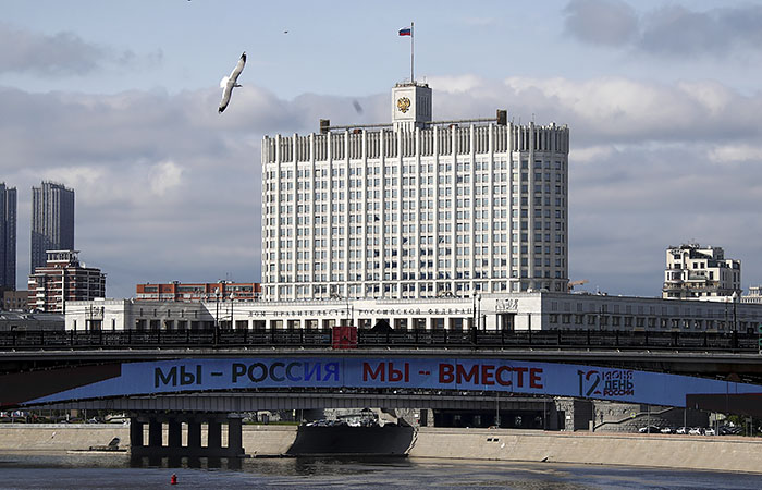 Вице-премьеры РФ становятся кураторами федеральных округов