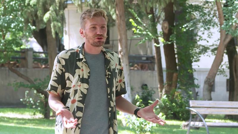 "Все слышали, что тут демократия есть и Путина не любят". Истории россиян, которые уехали в Грузию от политического преследования