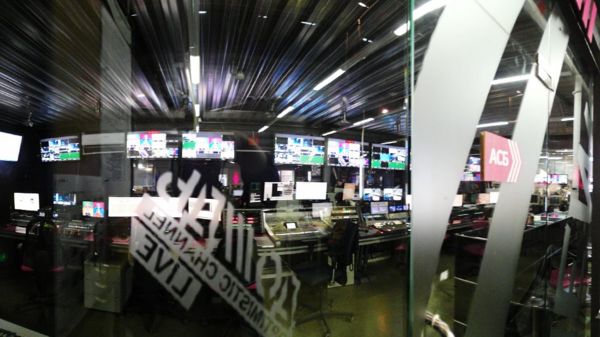 "Дождь" и "Важные истории" признаны иноагентами. Это создает риск для YouTube-блогеров