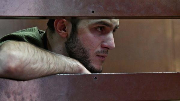 Пранкер, изобразивший "приступ коронавируса" в московском метро, получил более двух лет колонии