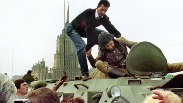 30 лет назад начался провальный путч ГКЧП. Воспоминания действующих лиц