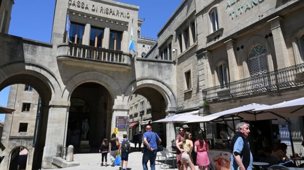 Казус "Спутника". Жители Сан-Марино чуть не столкнулись с изоляцией из-за российской вакцины