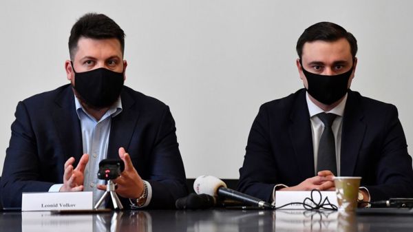 На Жданова и Волкова завели уголовное дело за сбор пожертвований на проекты Навального