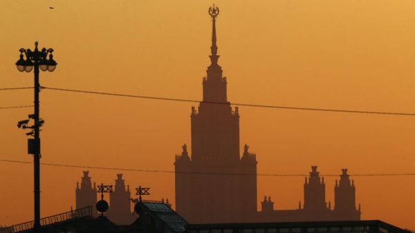 Восьмилетняя девочка, сдавшая ЕГЭ, не поступила на бюджет в МГУ