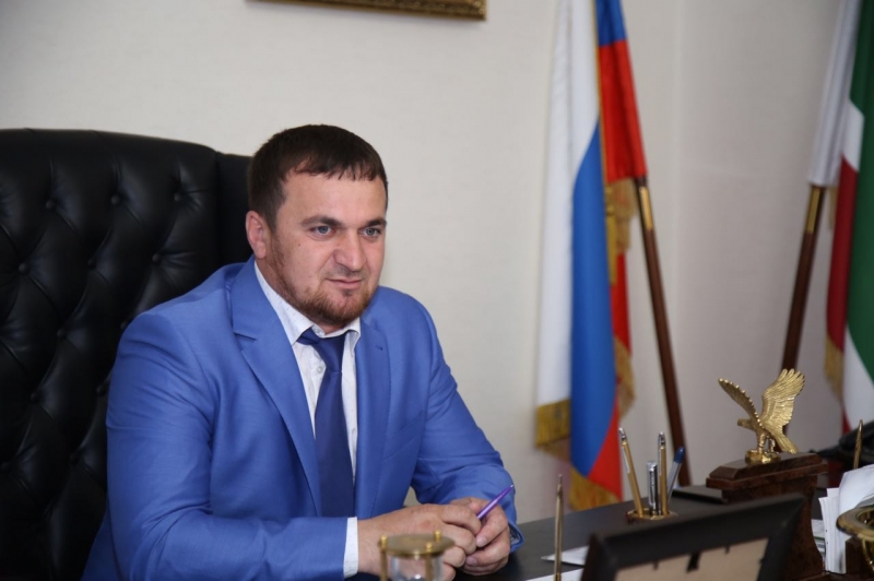 Двоюродный брат Кадырова назначен министром спорта Чечни. Его имя упоминалось в связи с внесудебными казнями